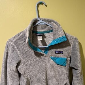 Patagonia Gray Fleece with Teal Accents